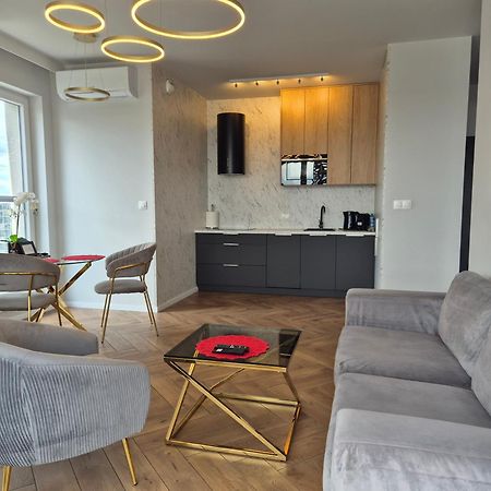 15 Pietro Sokolska 30 Towers Apartments - New - Lux - Parking - Sauna - Gym- And The Best View In Katowice Buitenkant foto