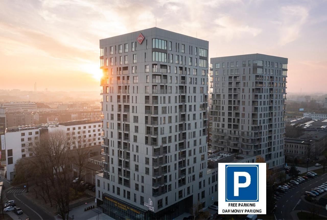 15 Pietro Sokolska 30 Towers Apartments - New - Lux - Parking - Sauna - Gym- And The Best View In Katowice Buitenkant foto