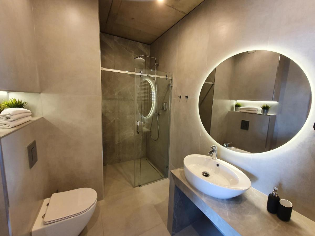 15 Pietro Sokolska 30 Towers Apartments - New - Lux - Parking - Sauna - Gym- And The Best View In Katowice Buitenkant foto
