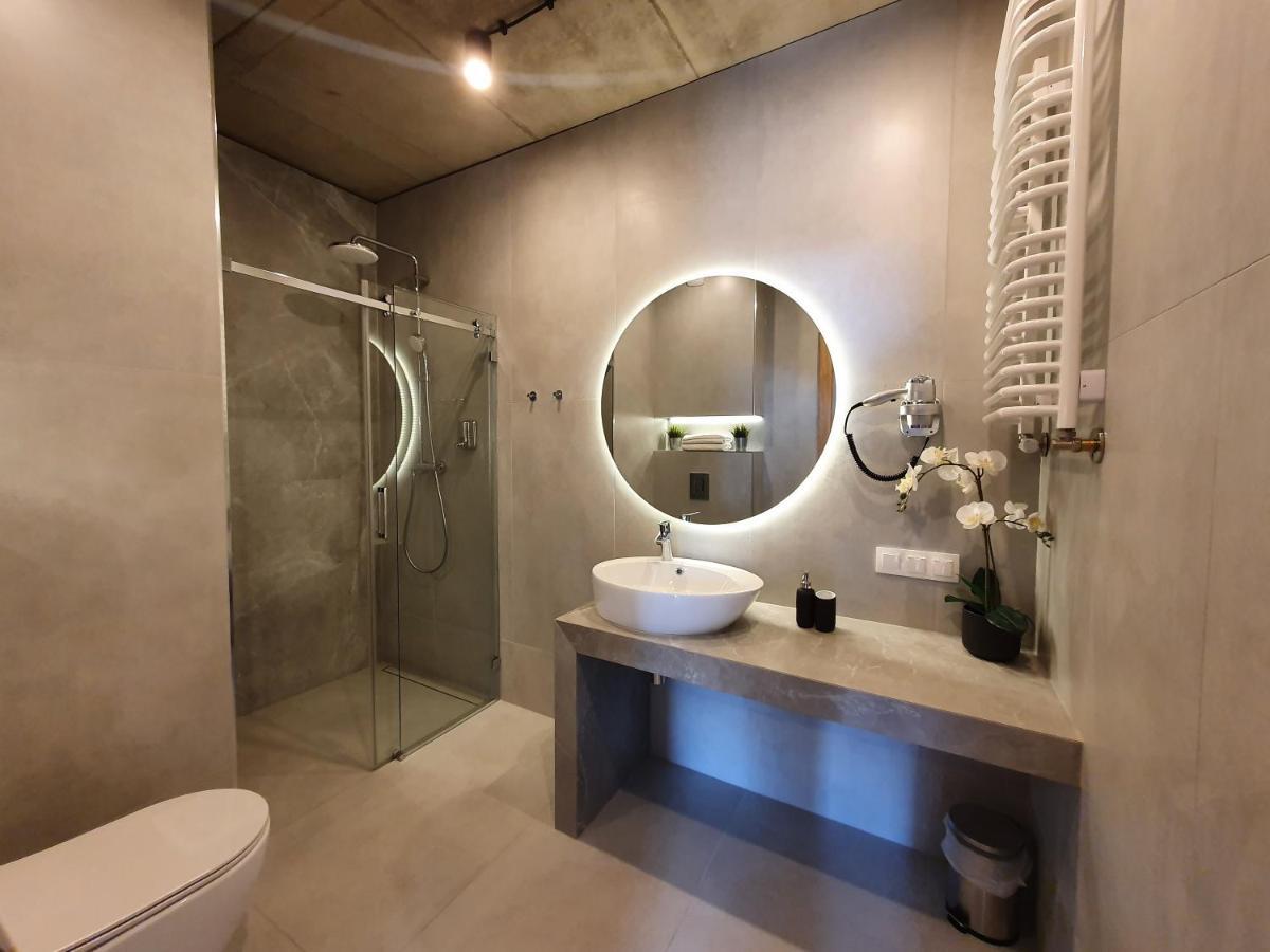 15 Pietro Sokolska 30 Towers Apartments - New - Lux - Parking - Sauna - Gym- And The Best View In Katowice Buitenkant foto