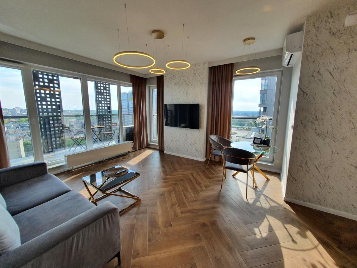 15 Pietro Sokolska 30 Towers Apartments - New - Lux - Parking - Sauna - Gym- And The Best View In Katowice Buitenkant foto